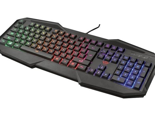 Tastiera Trust GXT 830-RW: Offerta Gaming Retroilluminata